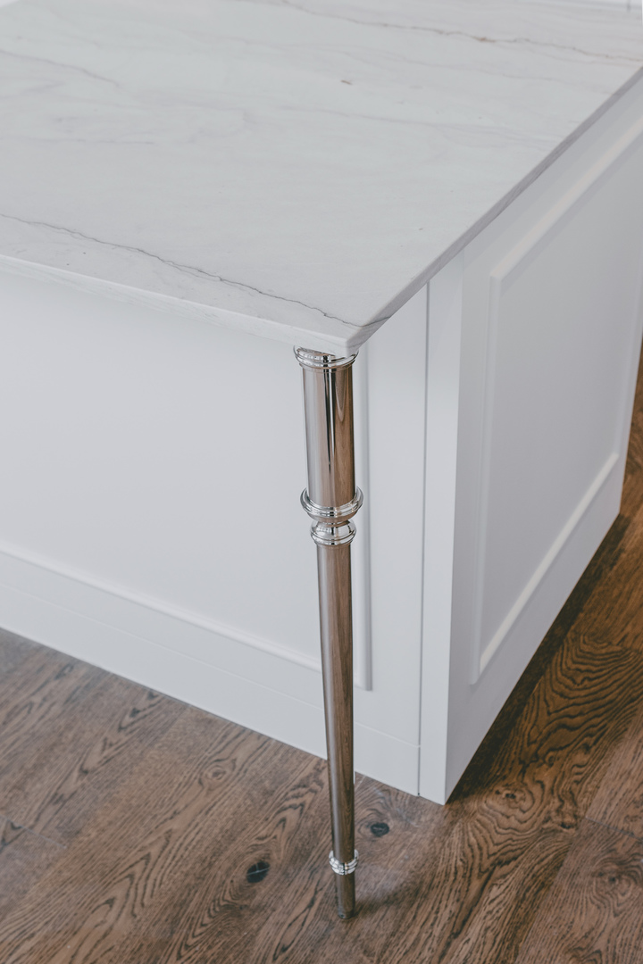 21 N May Street Unit: 601