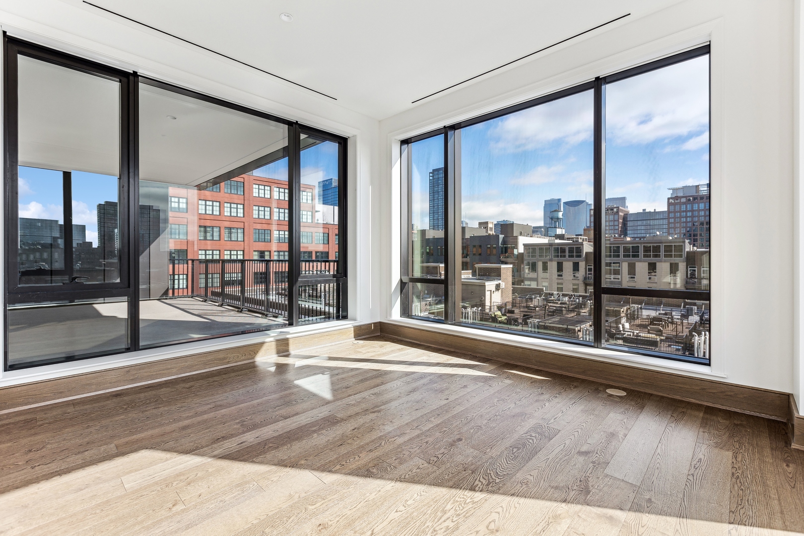 21 N May Street Unit: 601