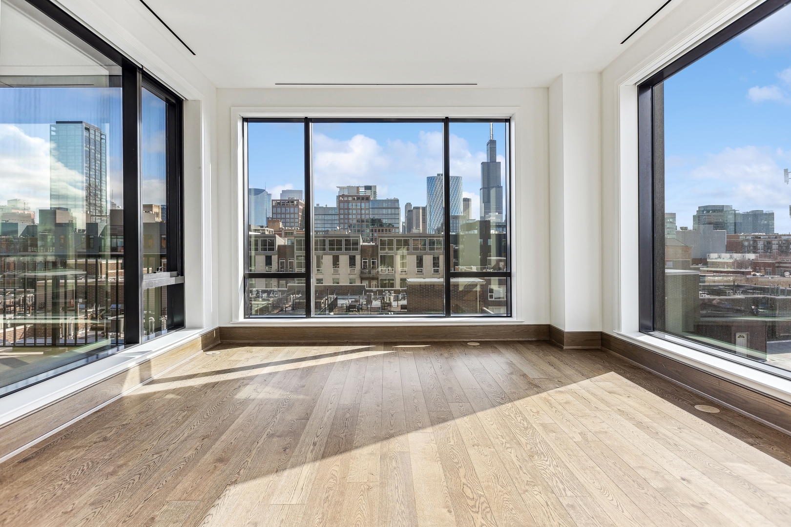 21 N May Street Unit: 601