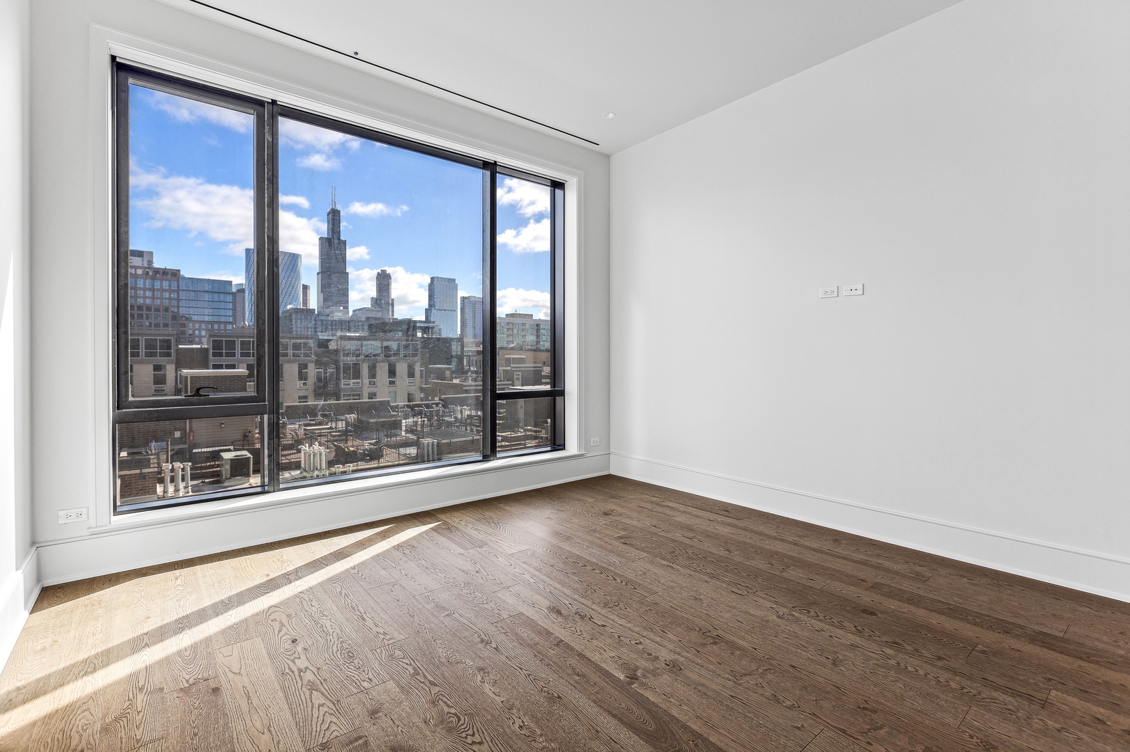 21 N May Street Unit: 601