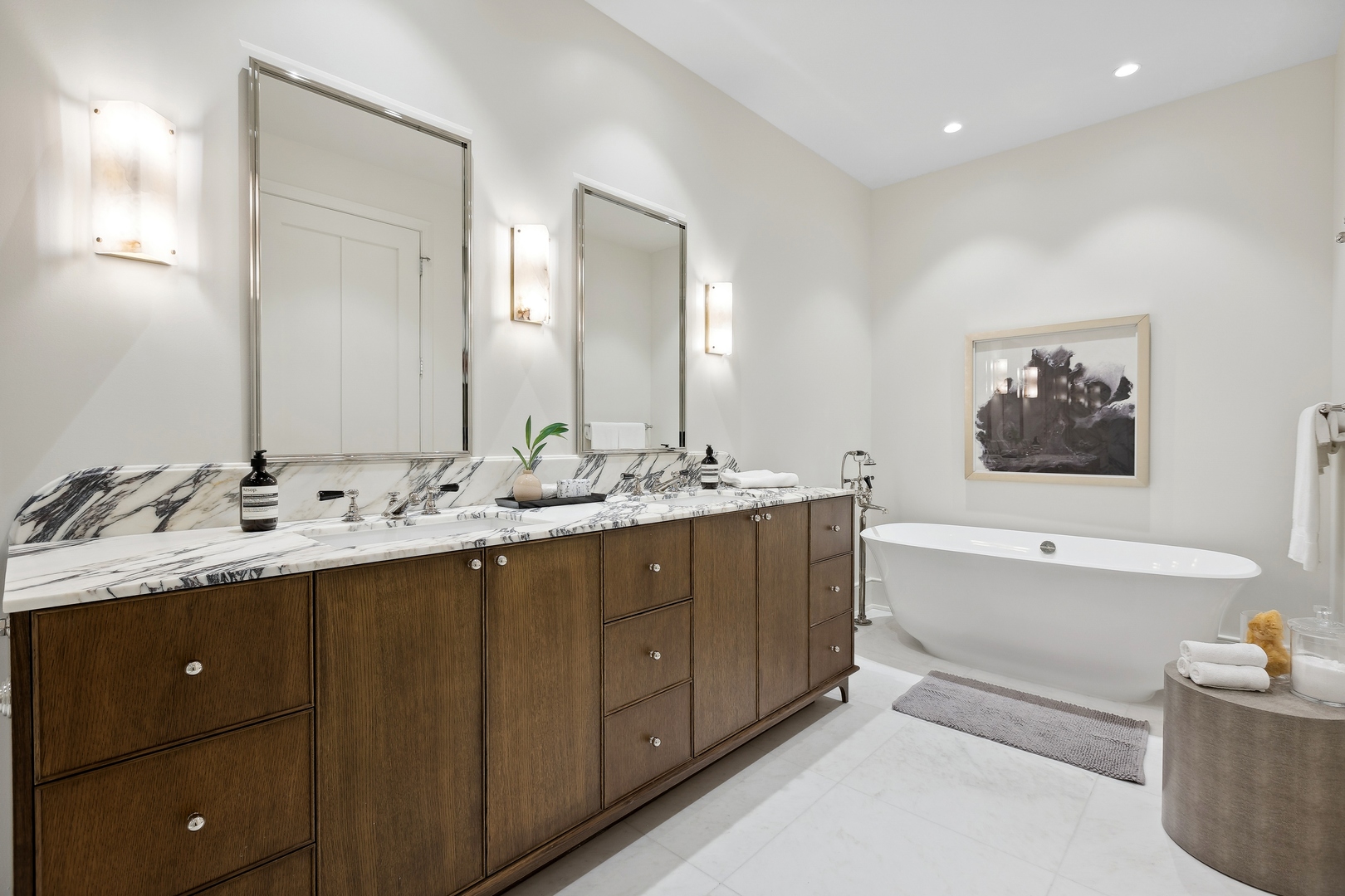 21 N May Street Unit: 601