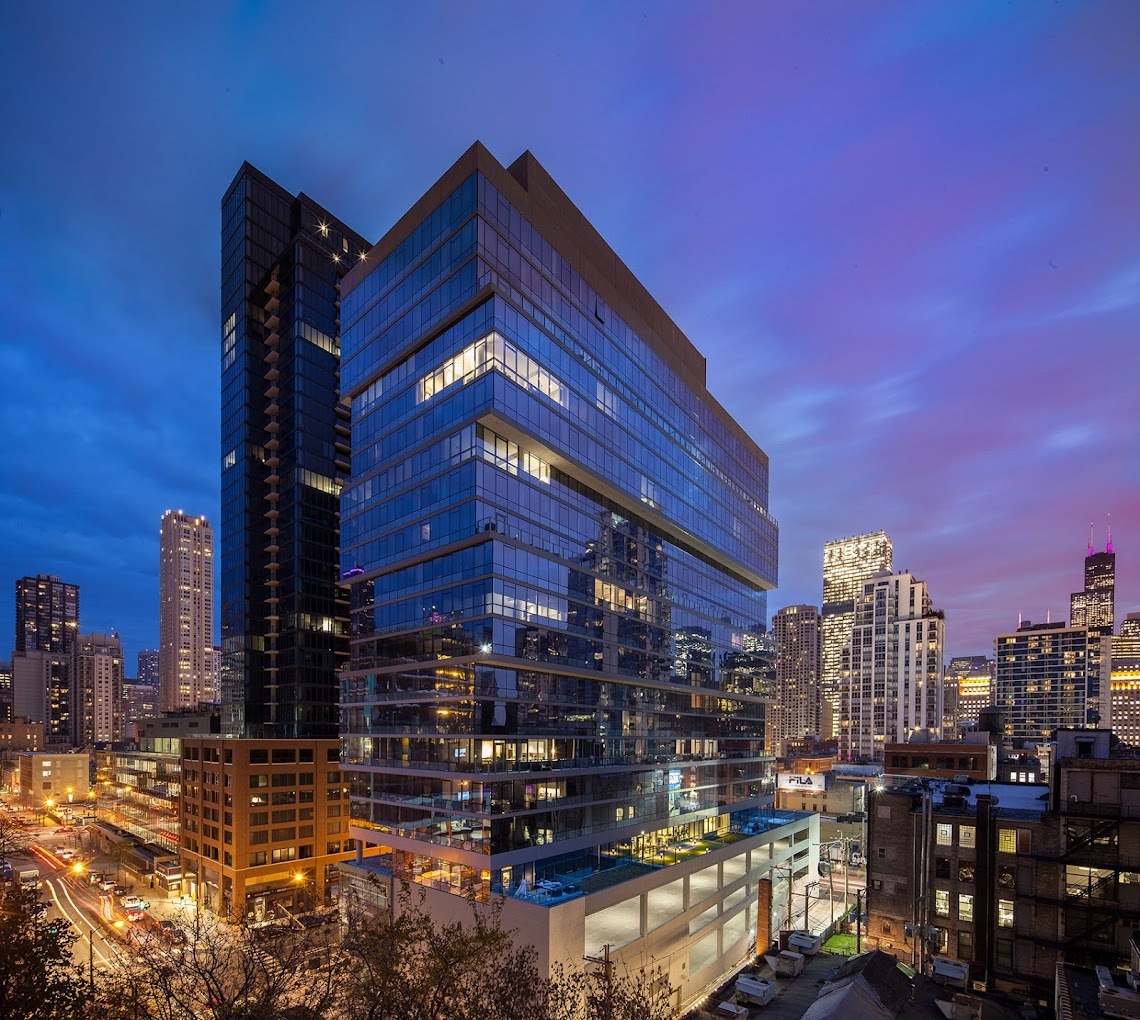 640 N Wells Street Unit: 2103
