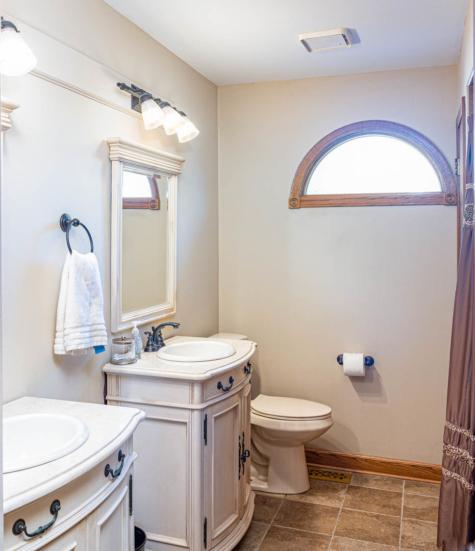 11827 Brookdale Court