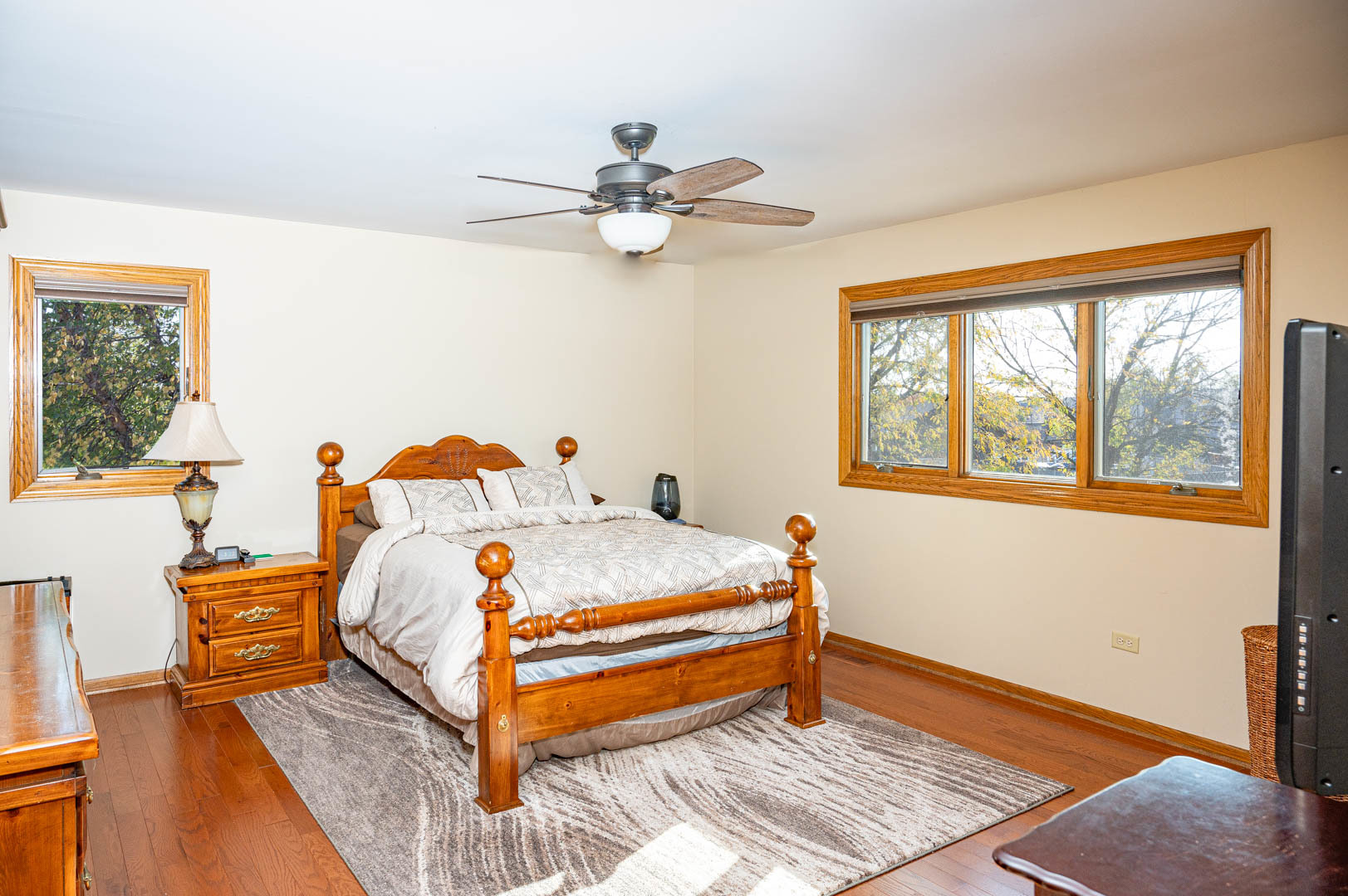 11827 Brookdale Court