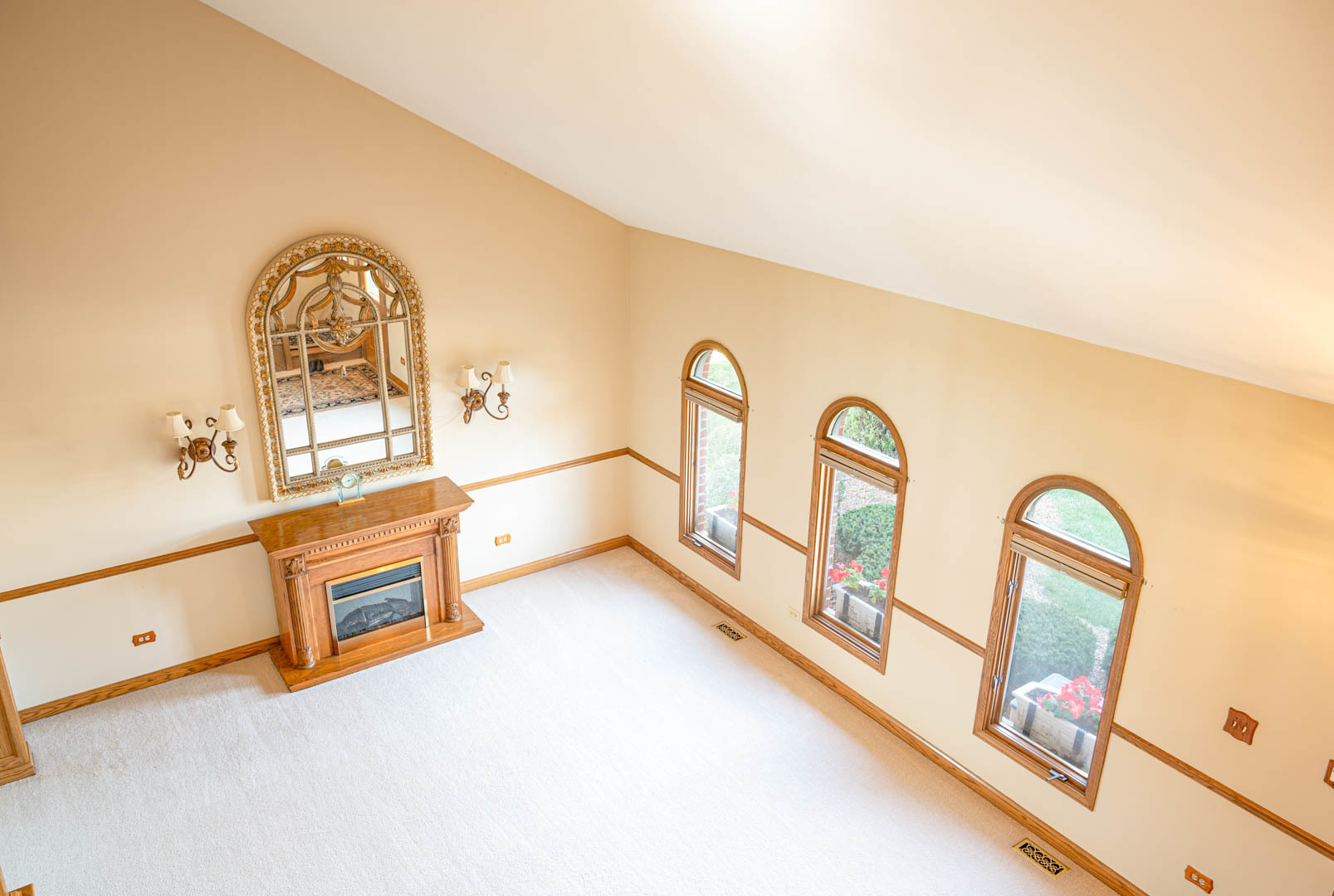 11827 Brookdale Court