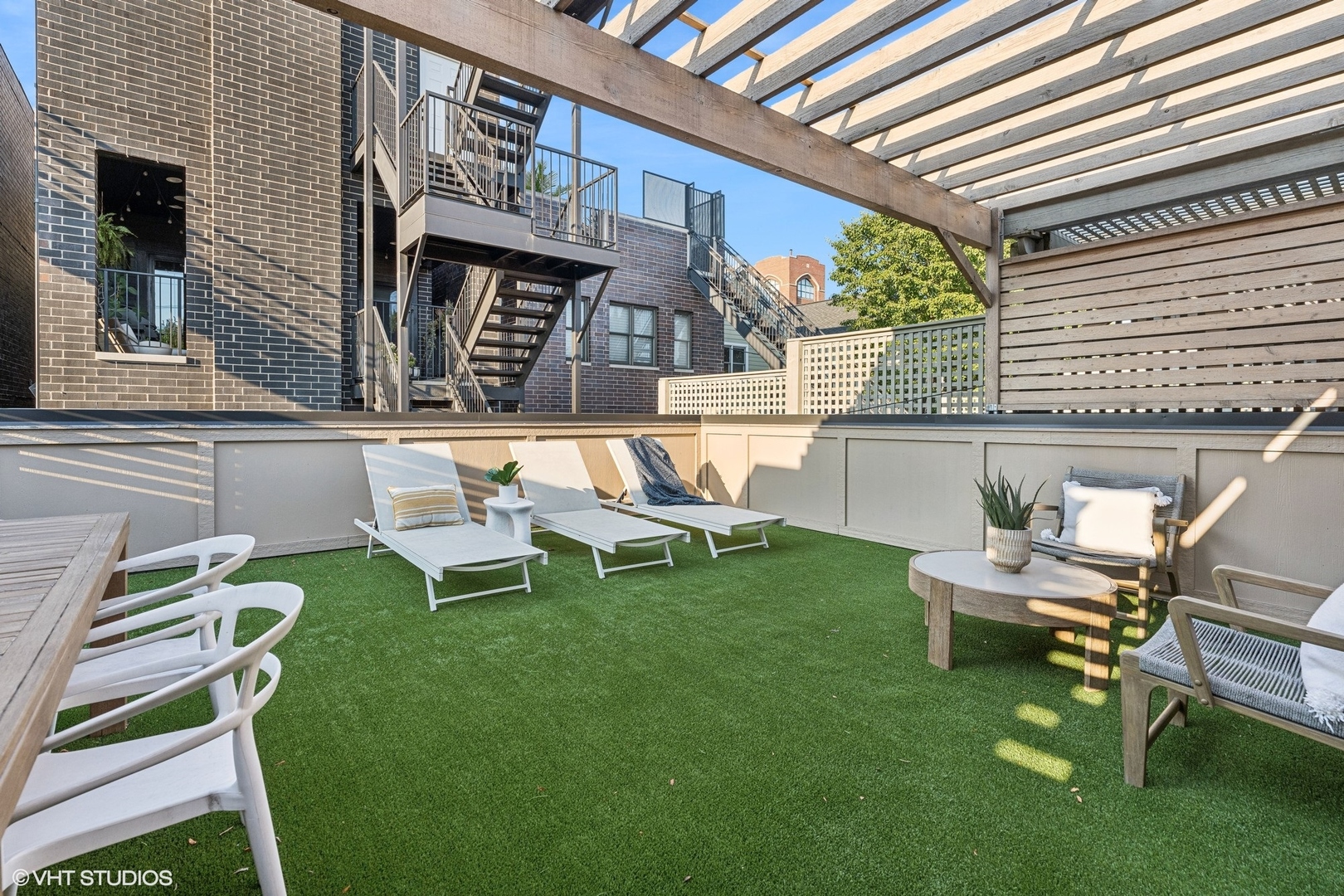 1427 W Wrightwood Avenue Unit: 1