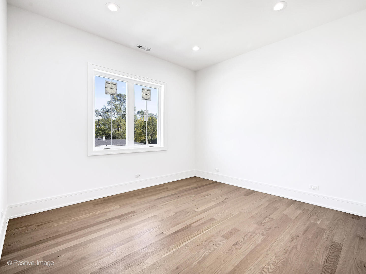 5532 S Quincy Street