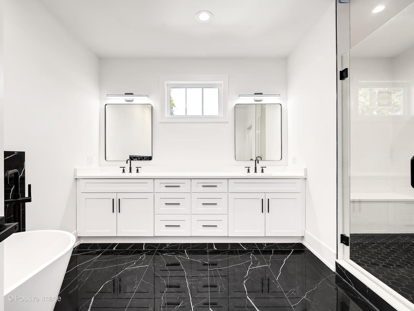 5532 S Quincy Street