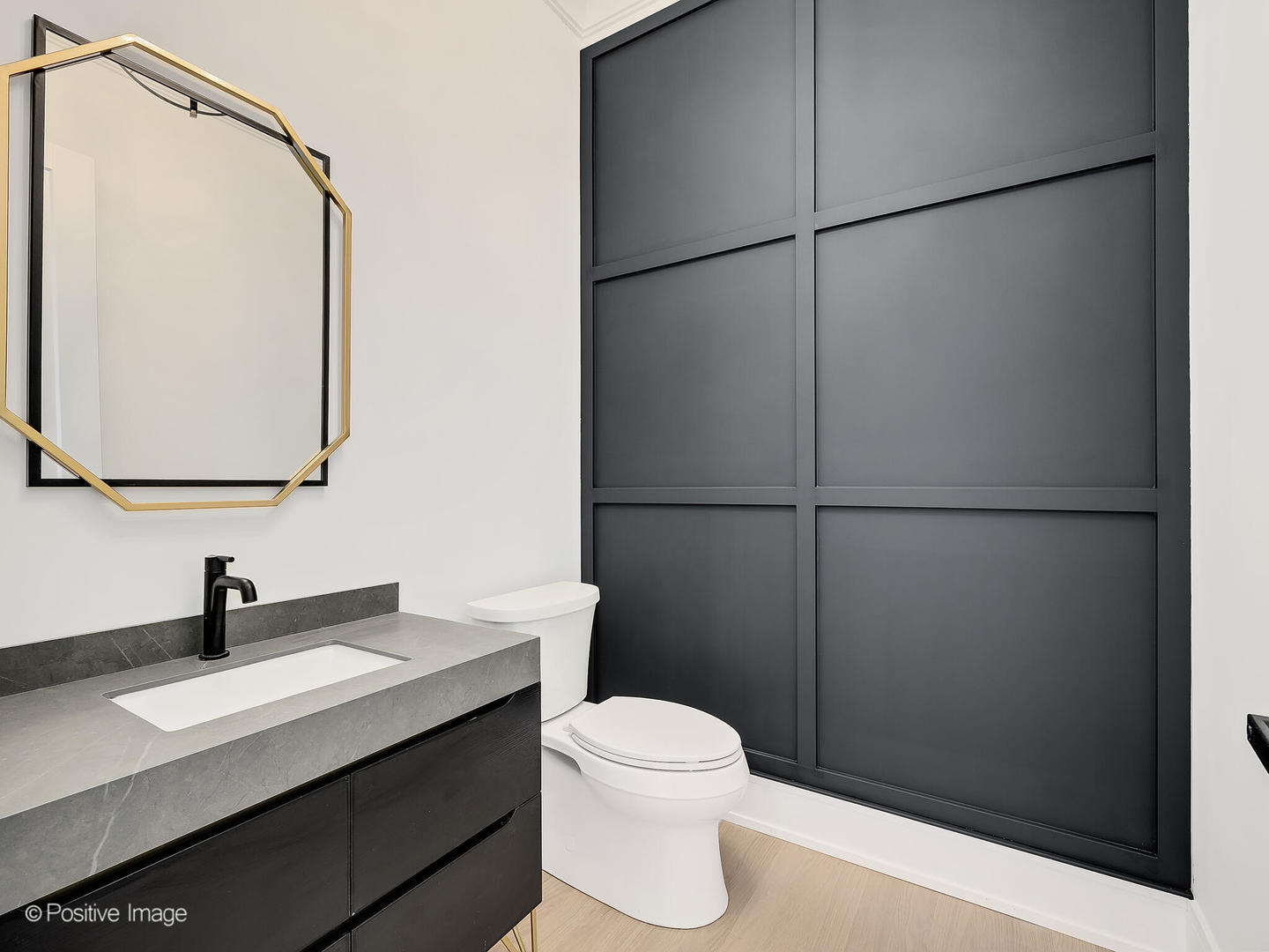 5532 S Quincy Street