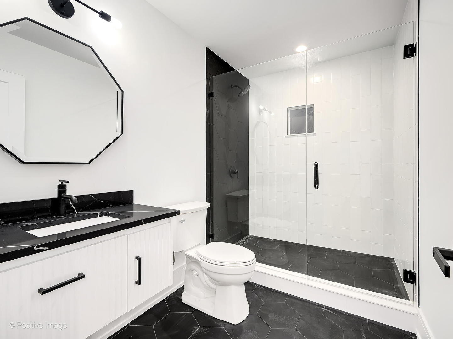 5532 S Quincy Street