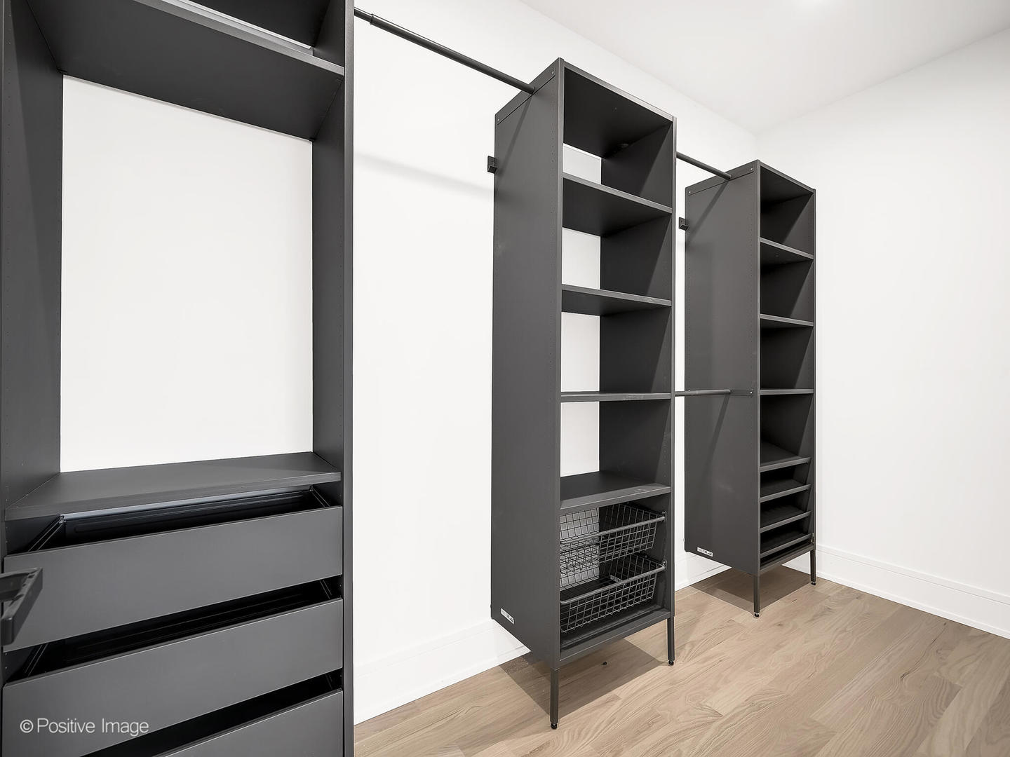 5532 S Quincy Street