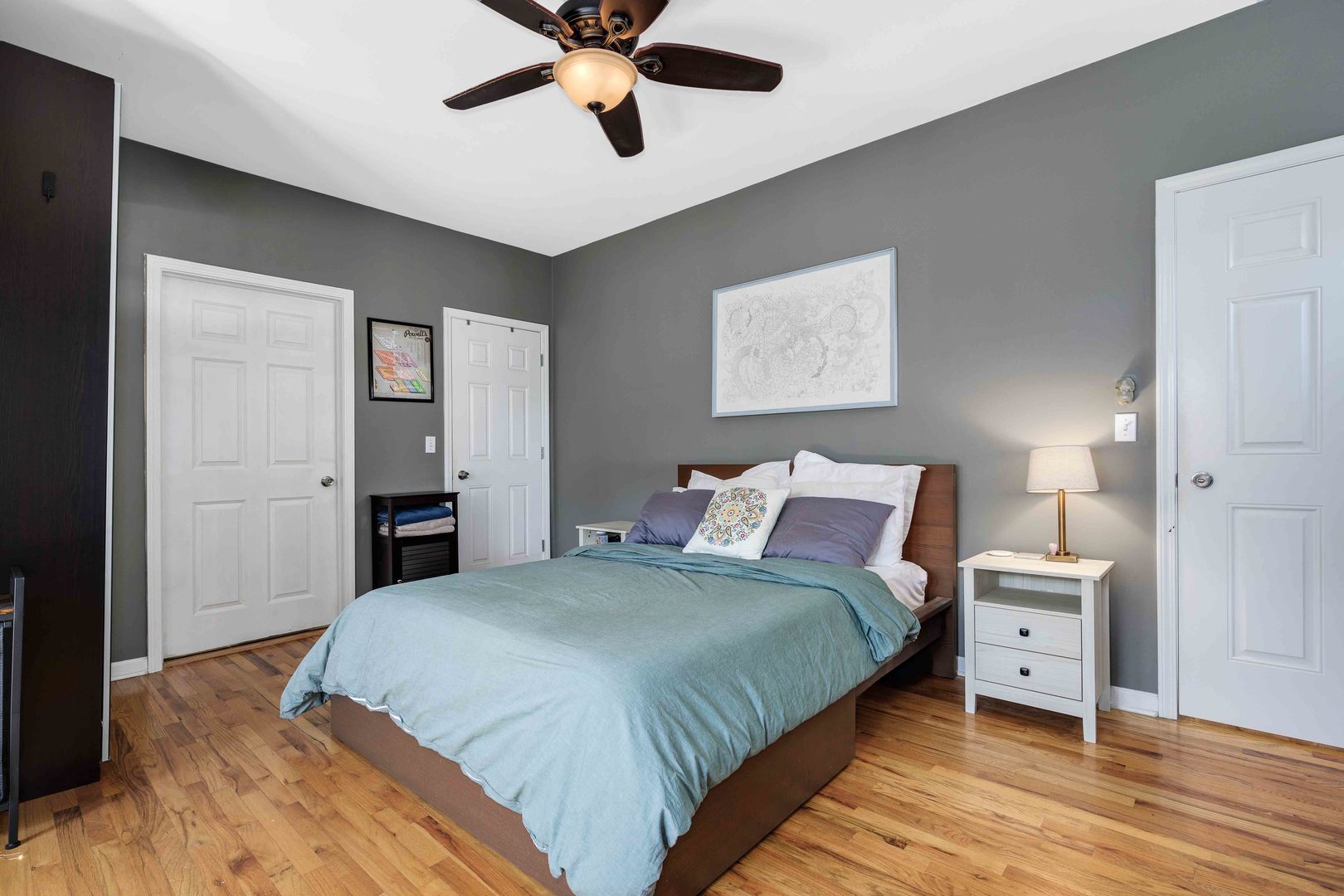 1341 W Granville Avenue Unit: 2