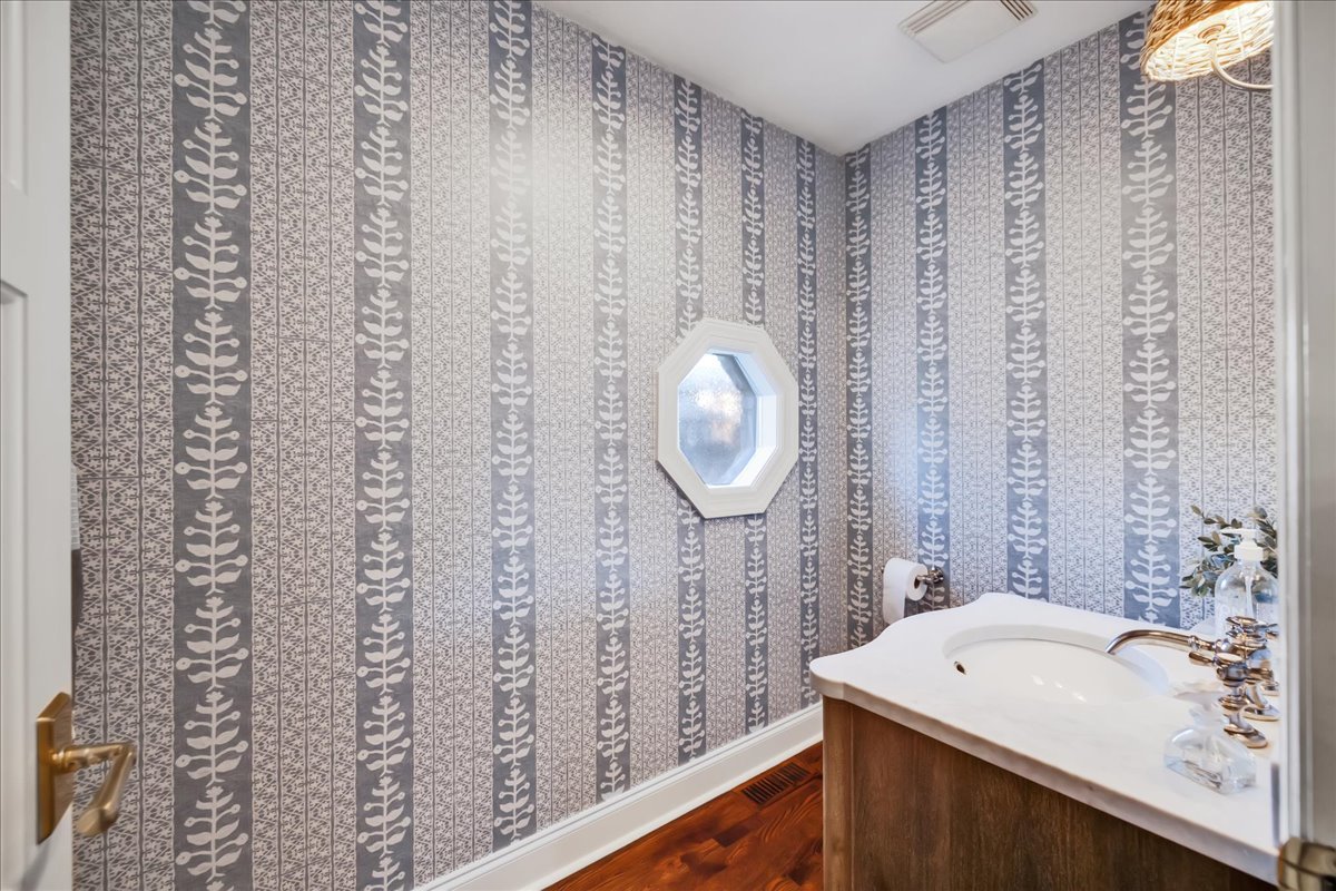 1S780 Country Club Lane