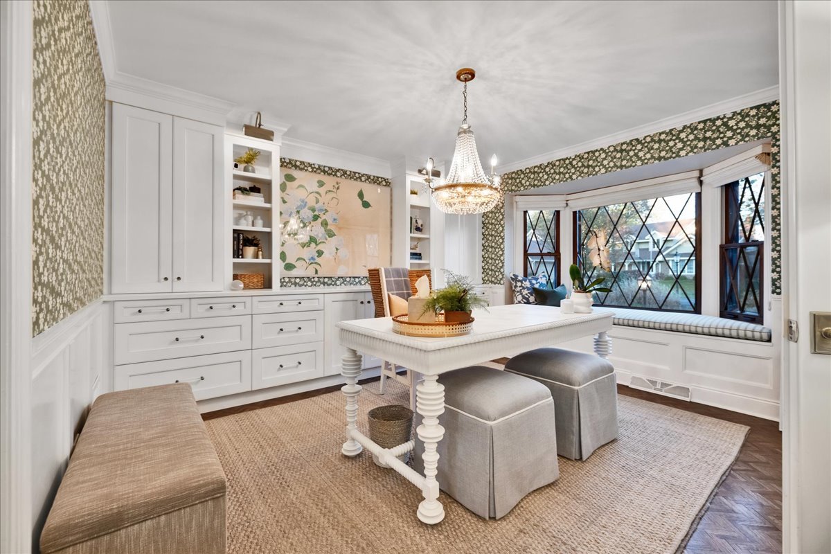 1S780 Country Club Lane