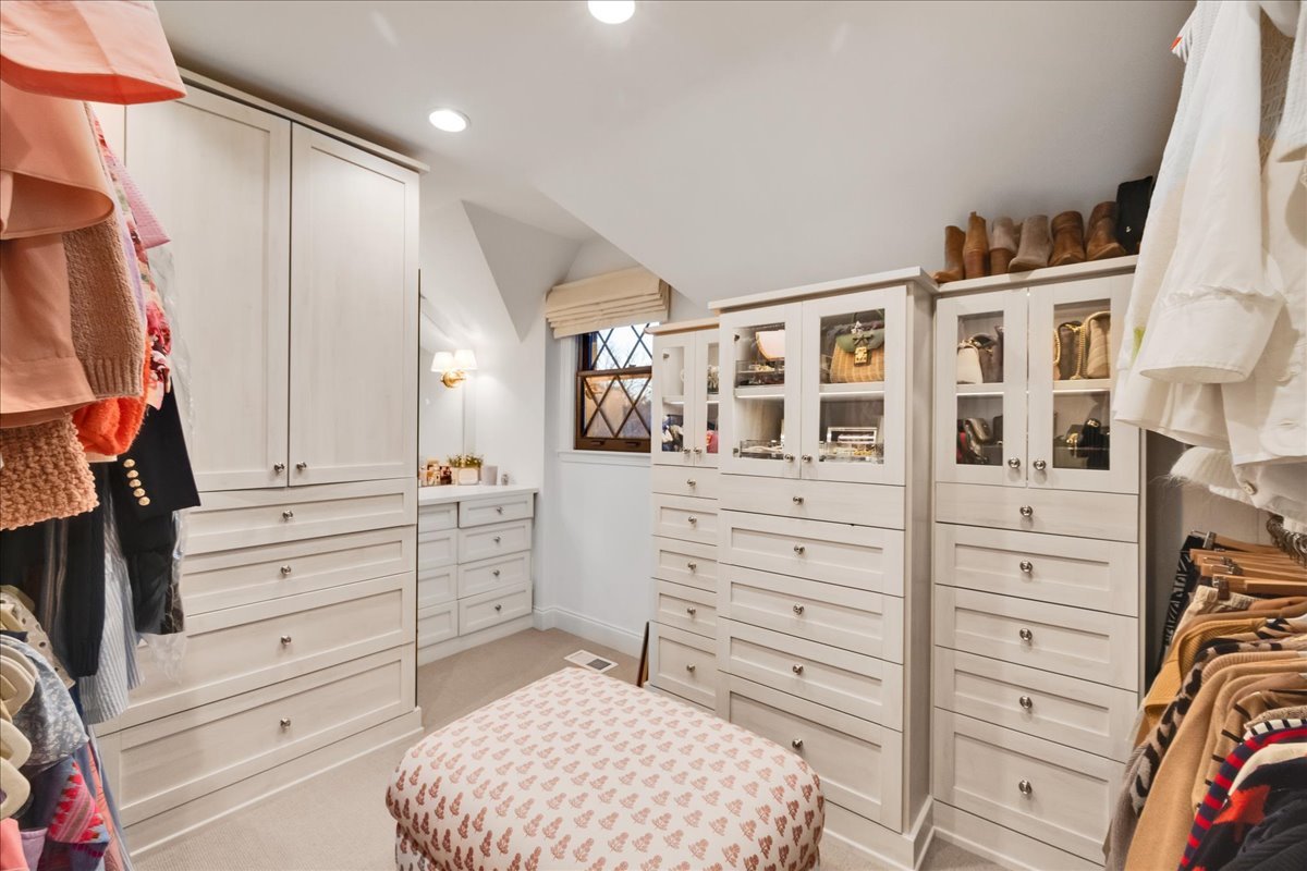 1S780 Country Club Lane