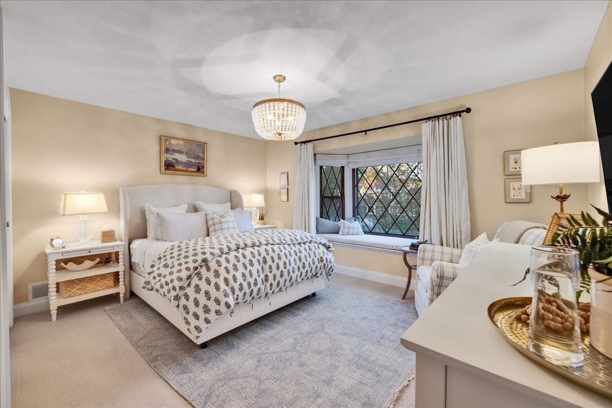 1S780 Country Club Lane