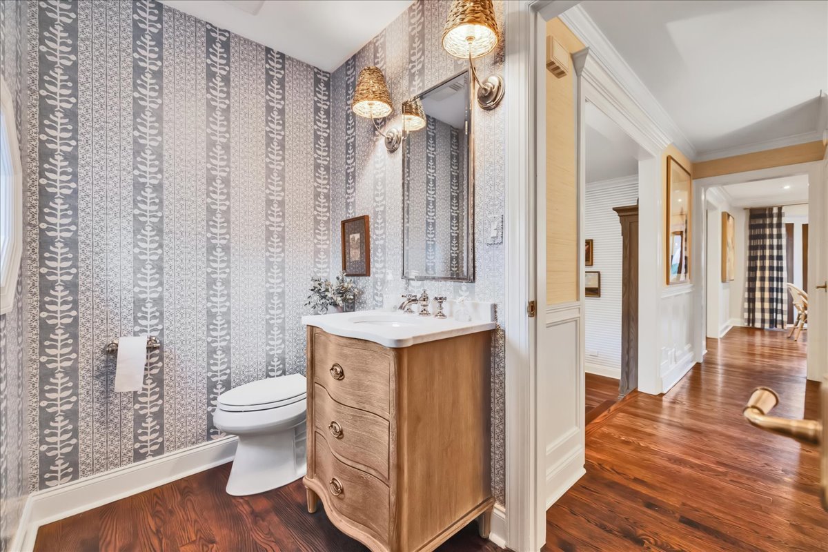 1S780 Country Club Lane