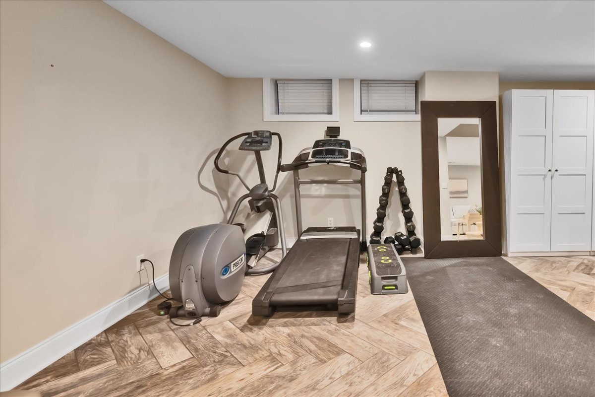 1S780 Country Club Lane