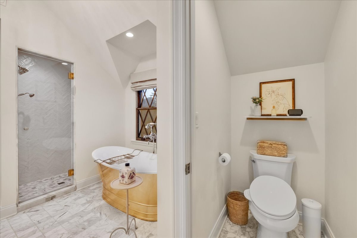 1S780 Country Club Lane