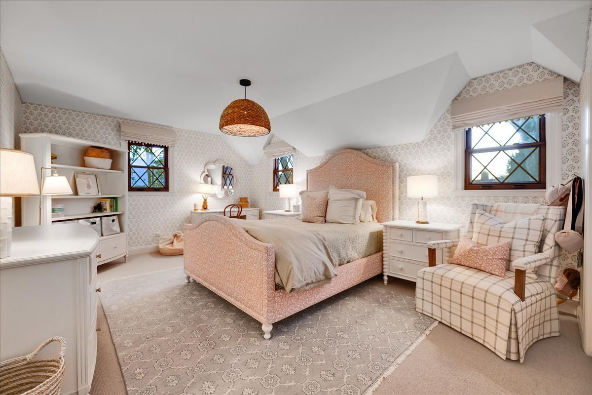 1S780 Country Club Lane