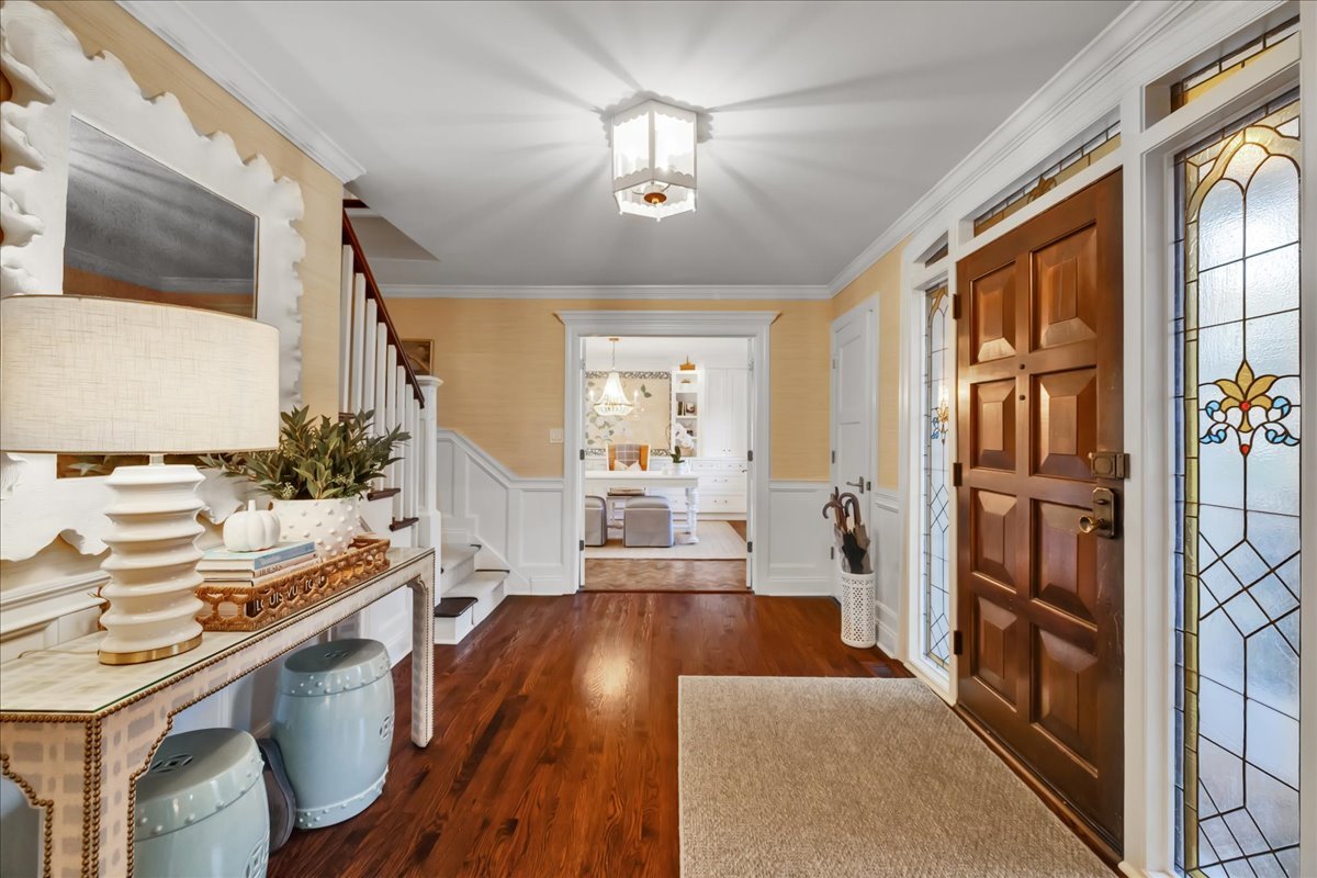 1S780 Country Club Lane