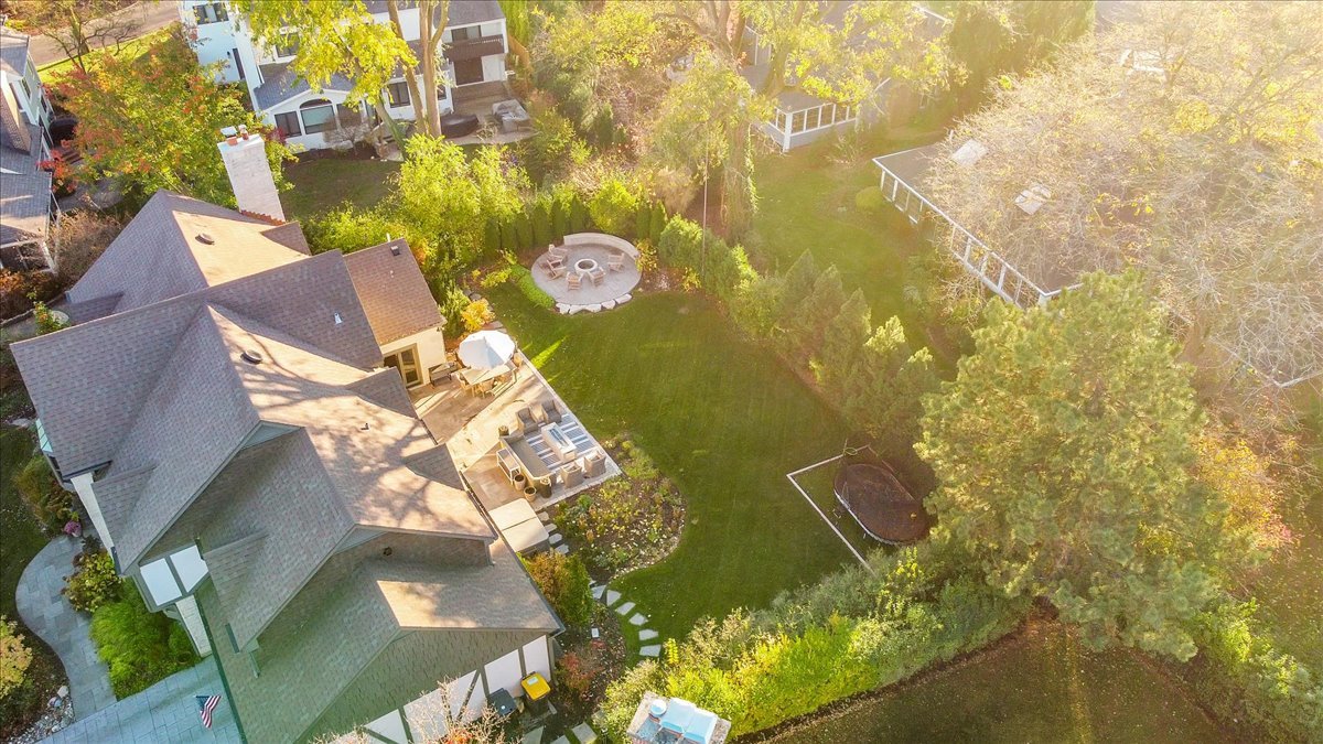 1S780 Country Club Lane