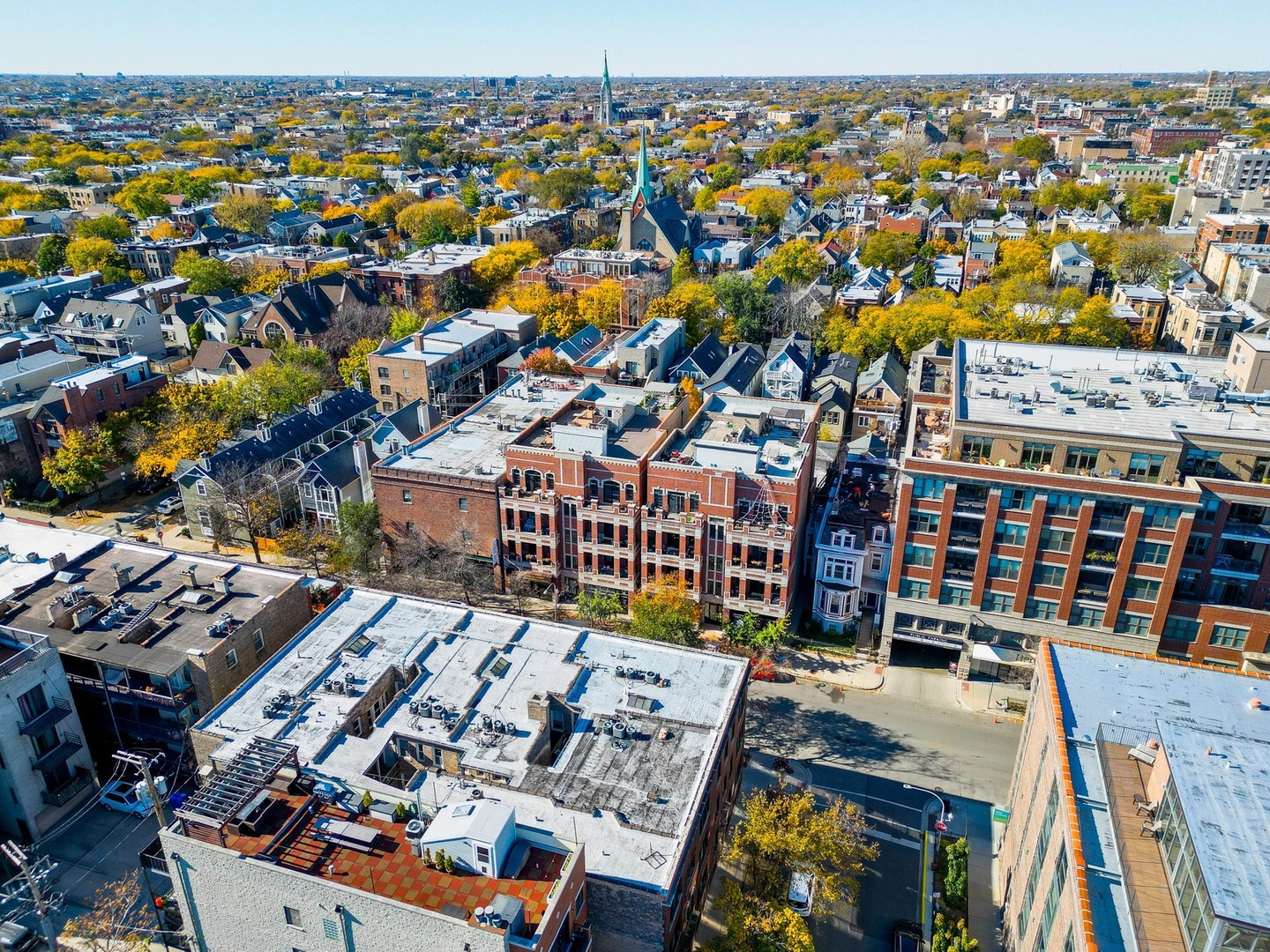 3118 N Sheffield Avenue Unit: 4N