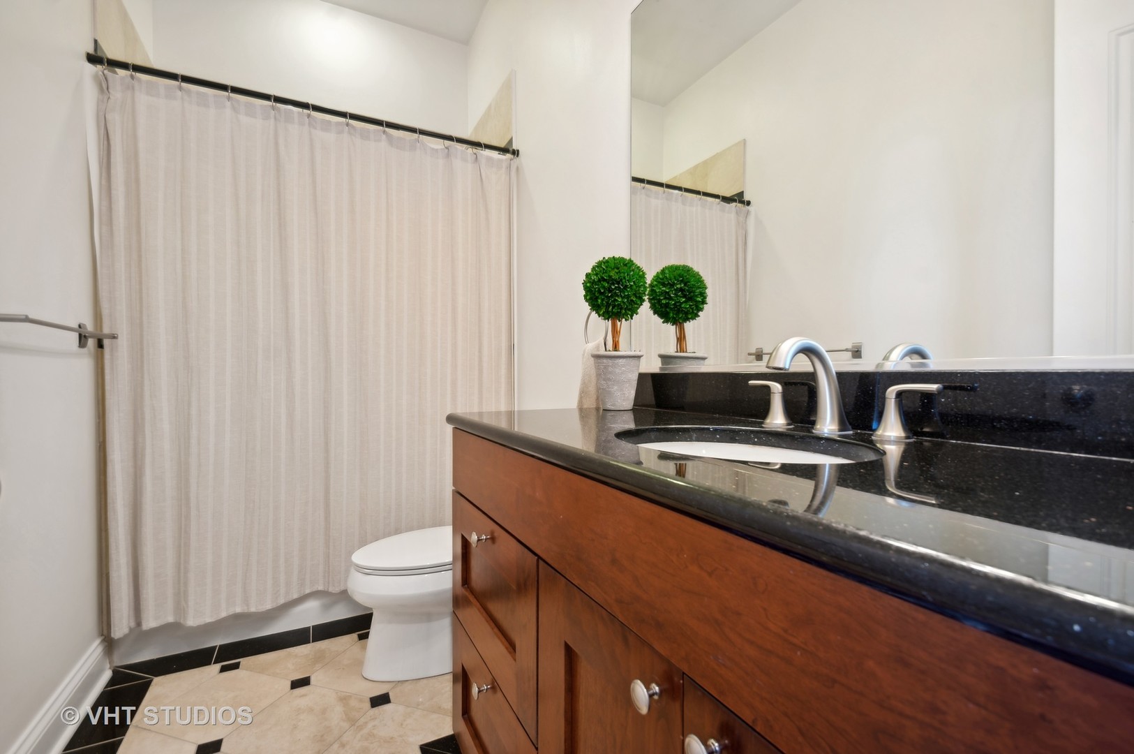 3118 N Sheffield Avenue Unit: 4N