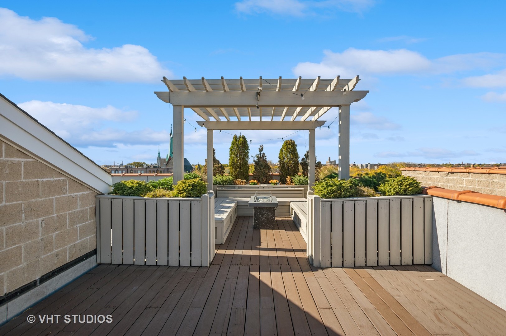 3118 N Sheffield Avenue Unit: 4N