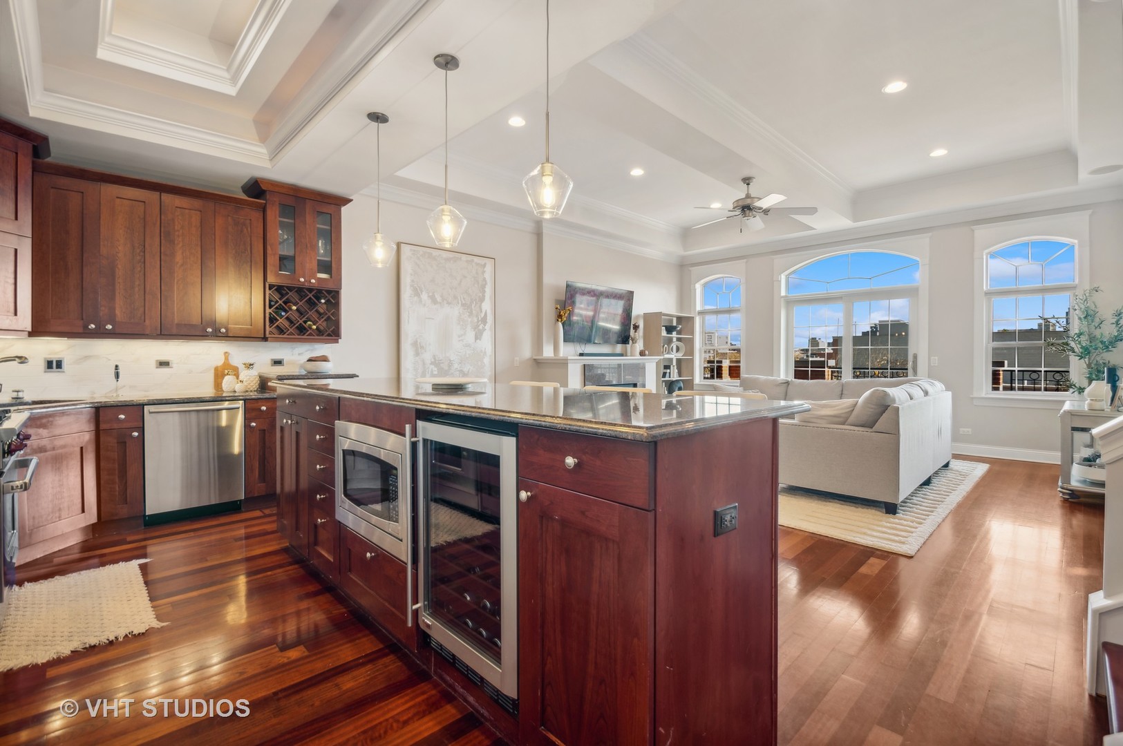 3118 N Sheffield Avenue Unit: 4N