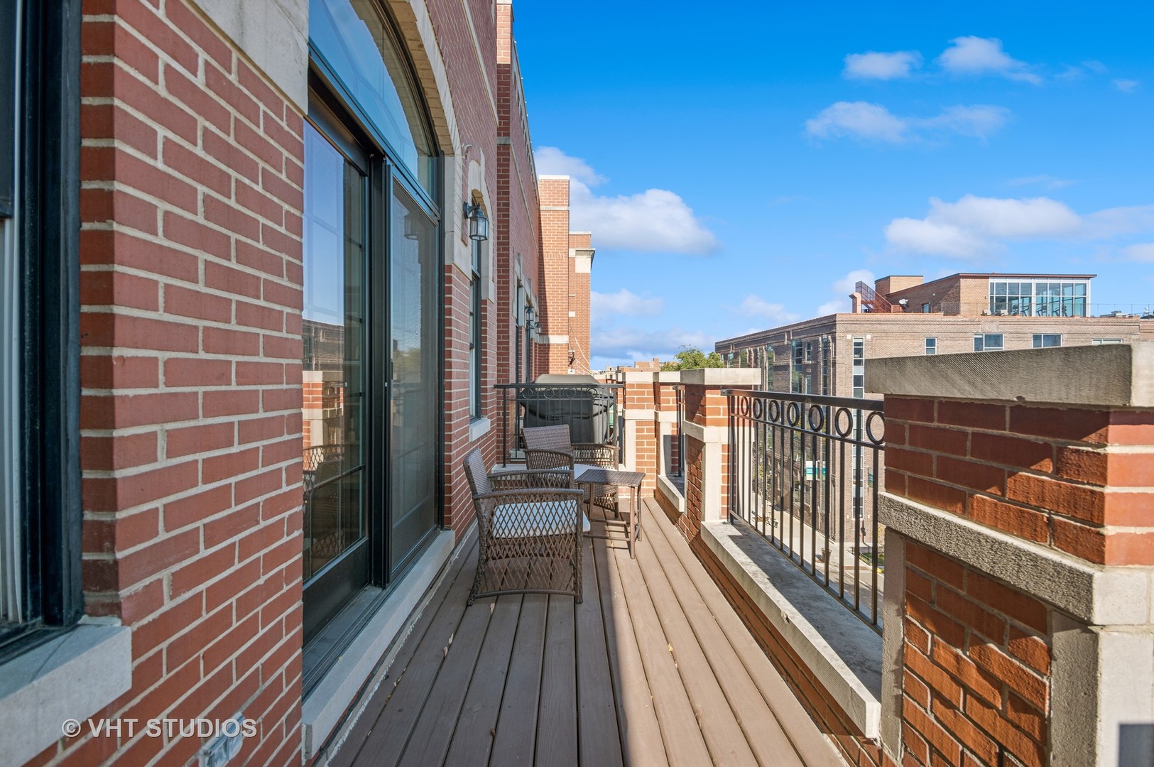 3118 N Sheffield Avenue Unit: 4N