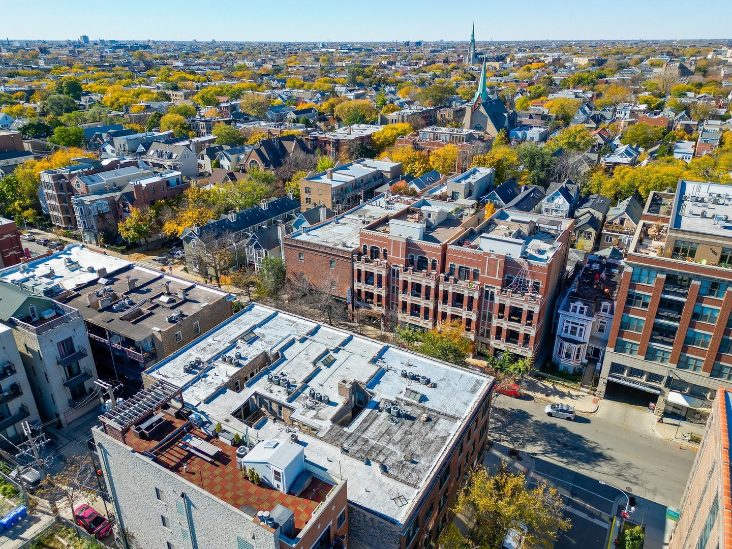 3118 N Sheffield Avenue Unit: 4N