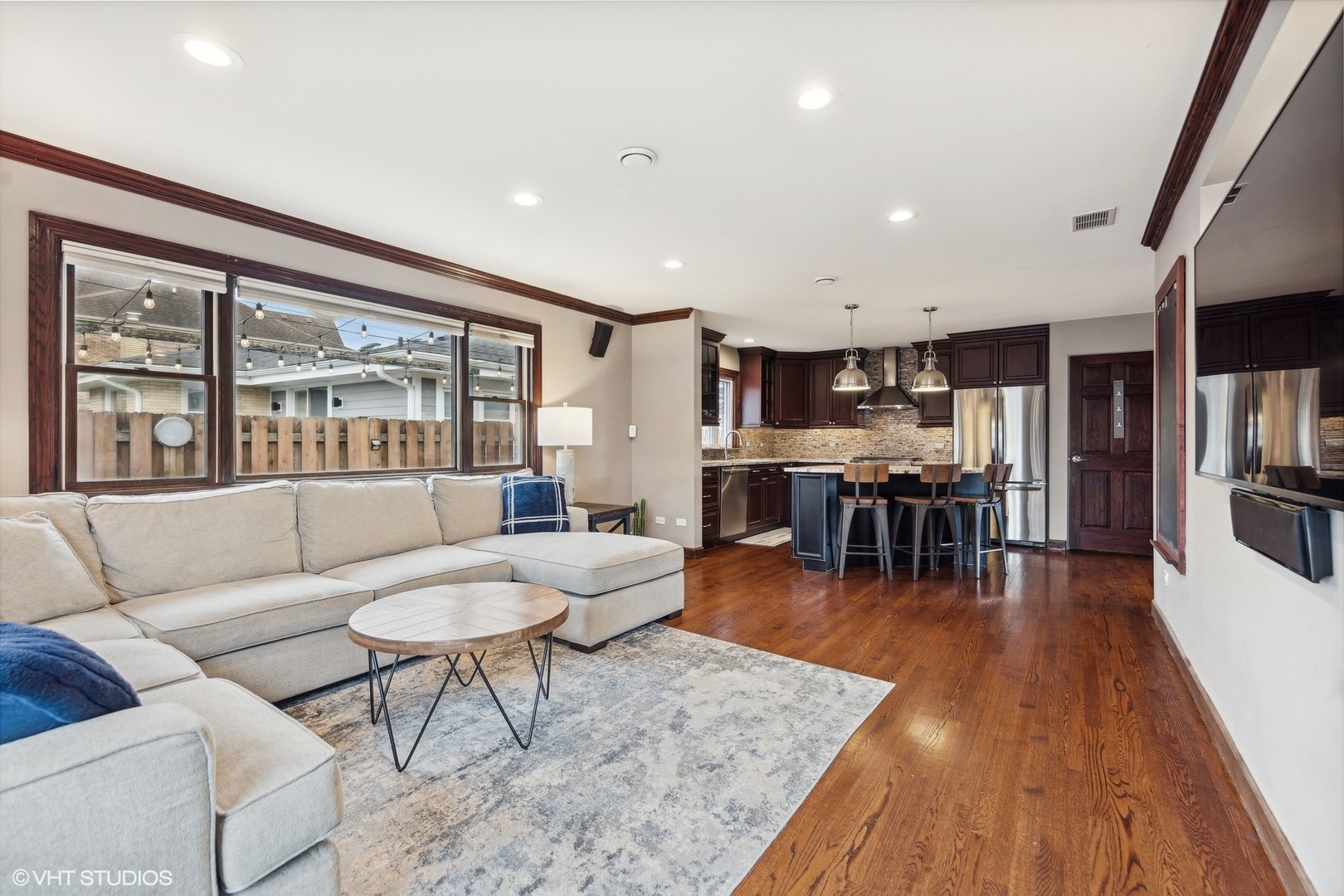 210 W Van Buren Street