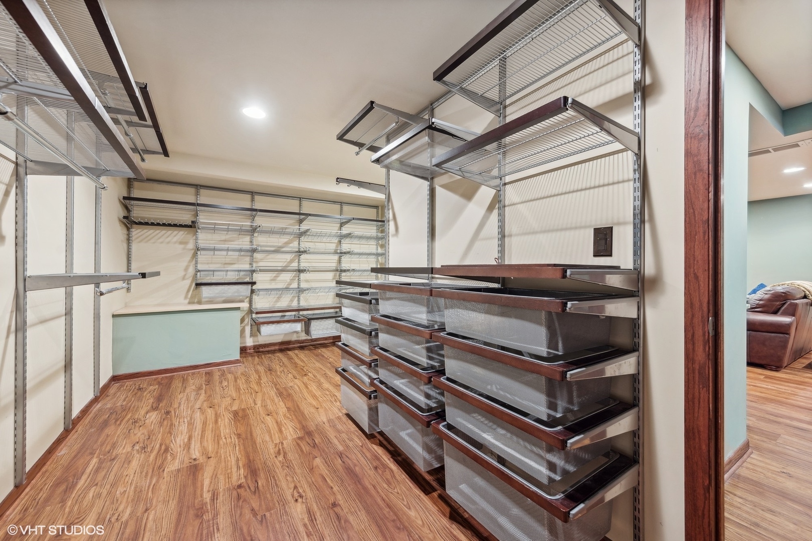 210 W Van Buren Street