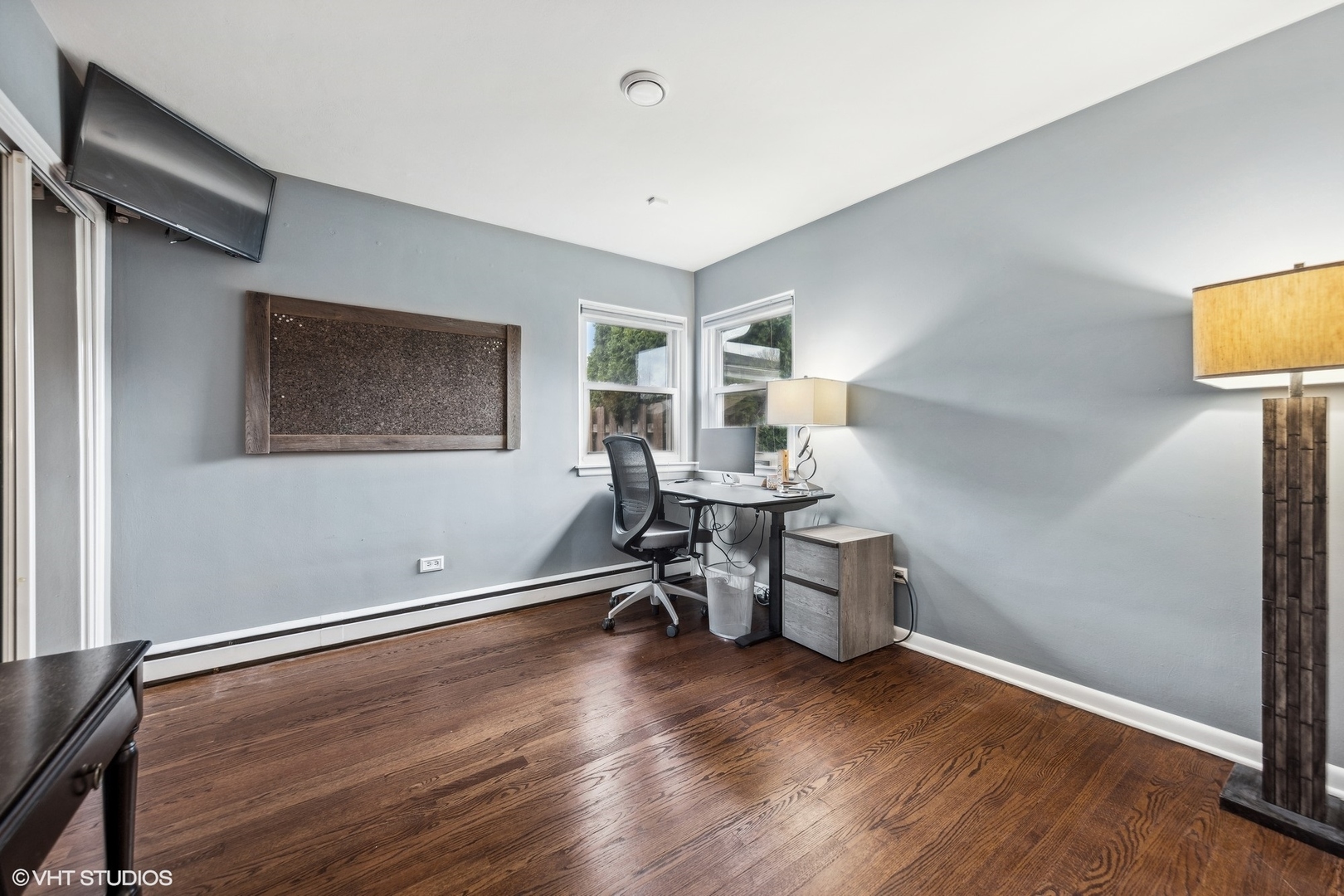 210 W Van Buren Street