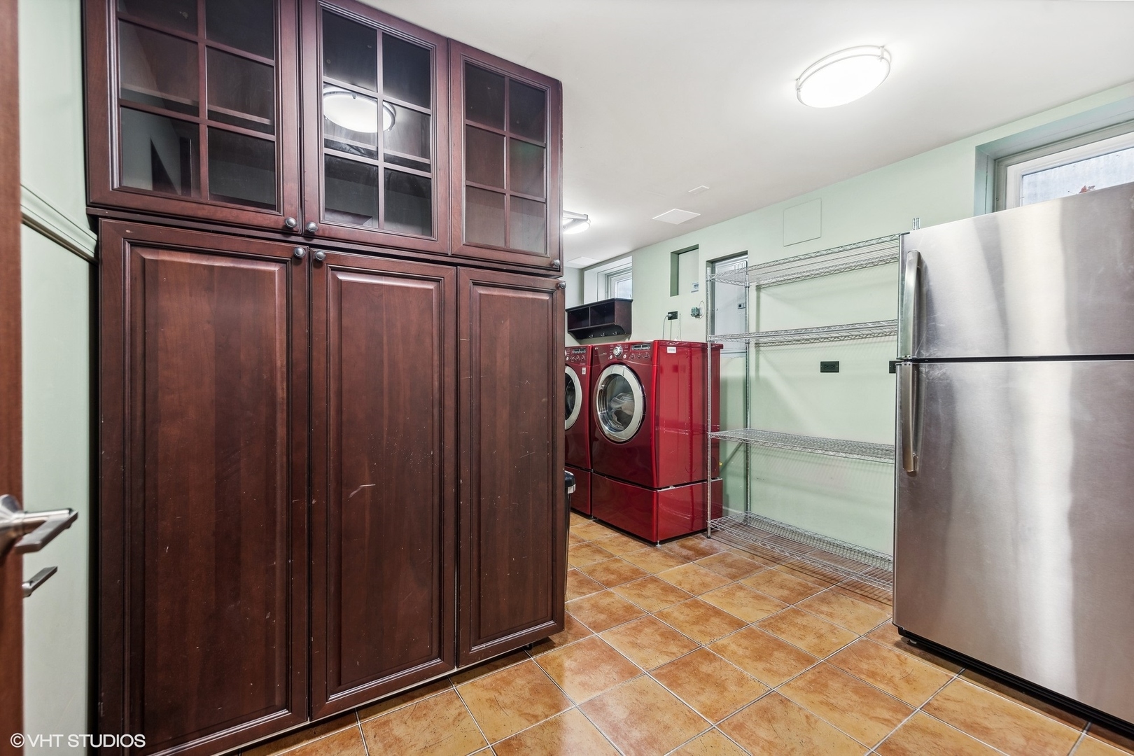 210 W Van Buren Street