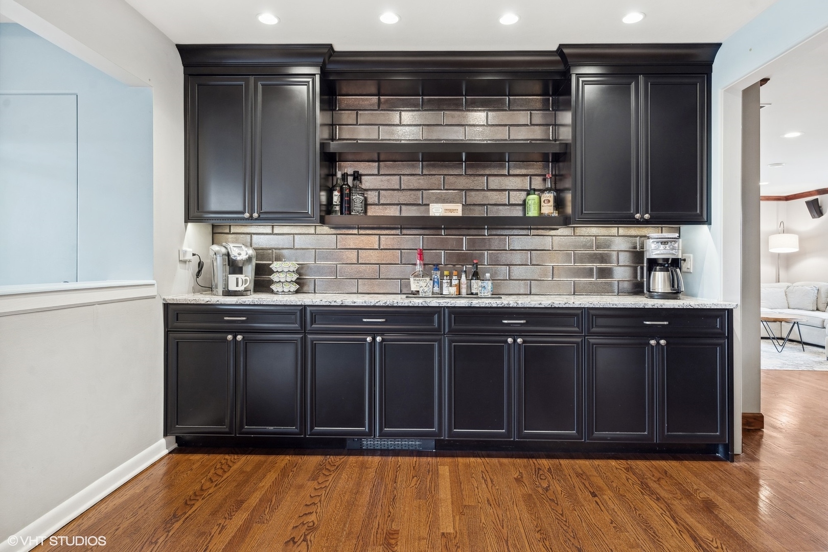 210 W Van Buren Street