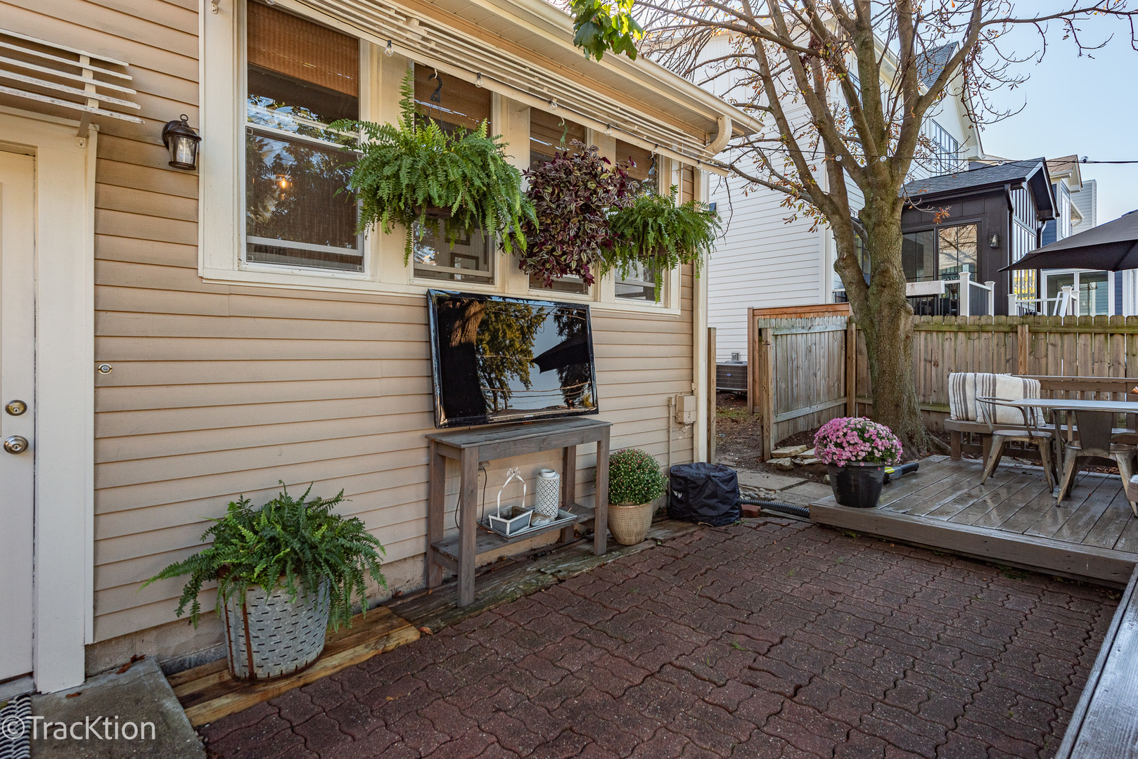 4714 Highland Avenue