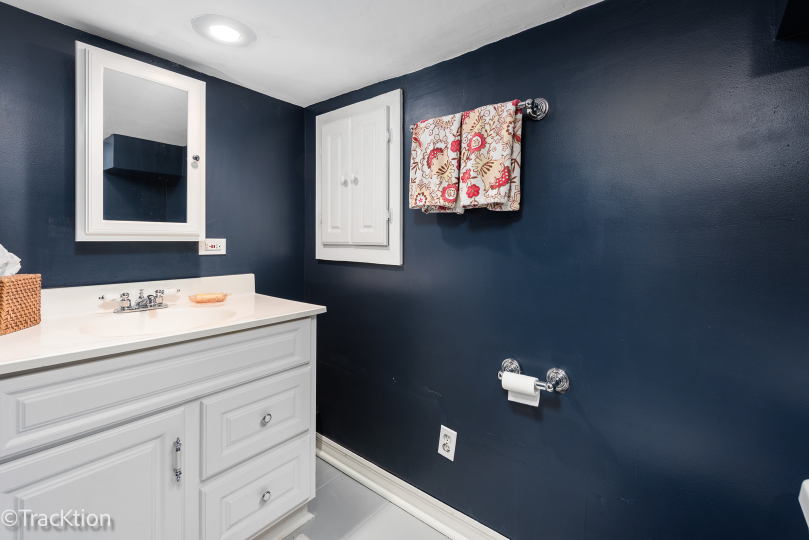 4714 Highland Avenue