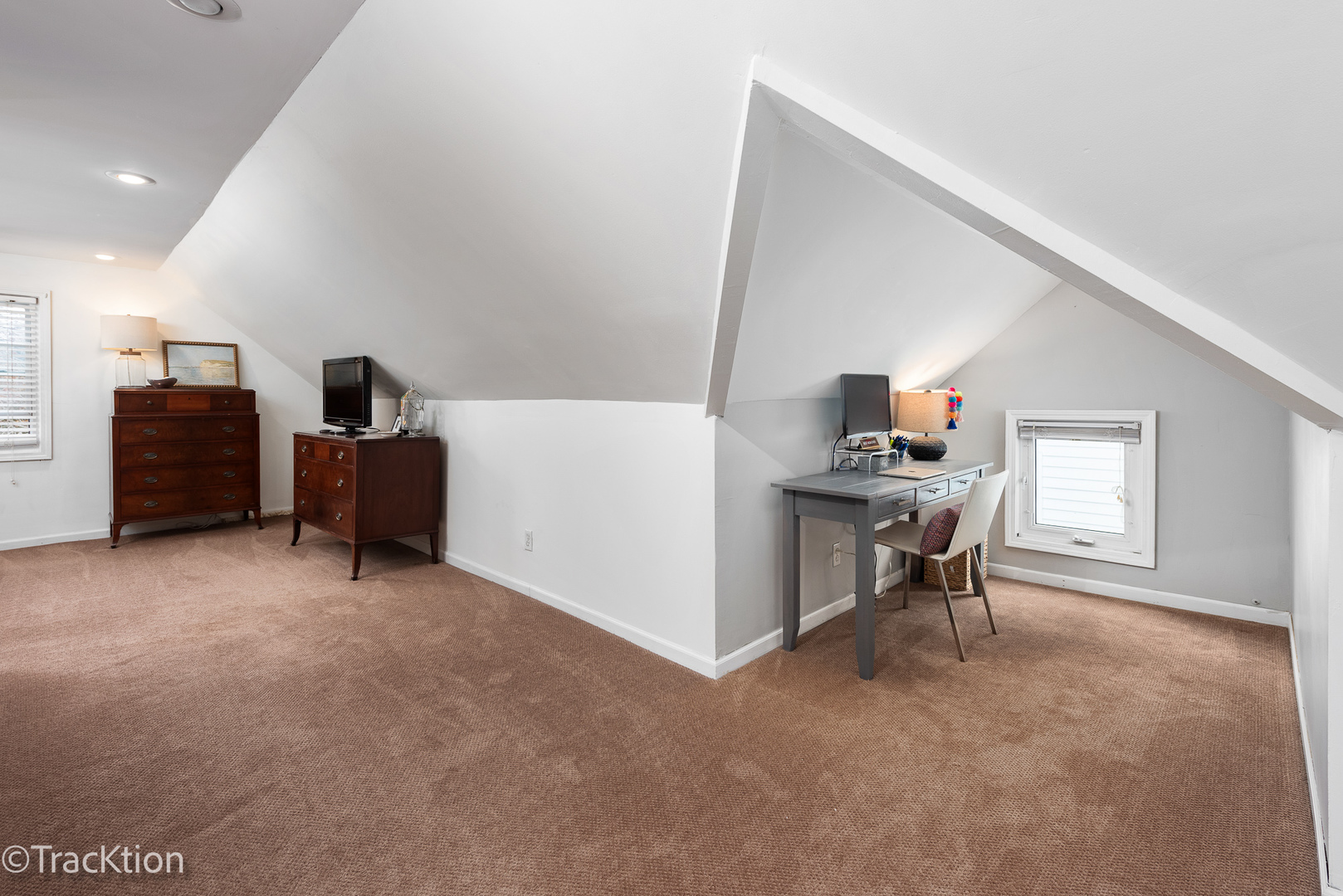 4714 Highland Avenue