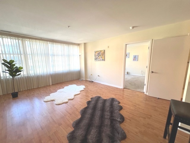 125 N Euclid Avenue Unit: 305
