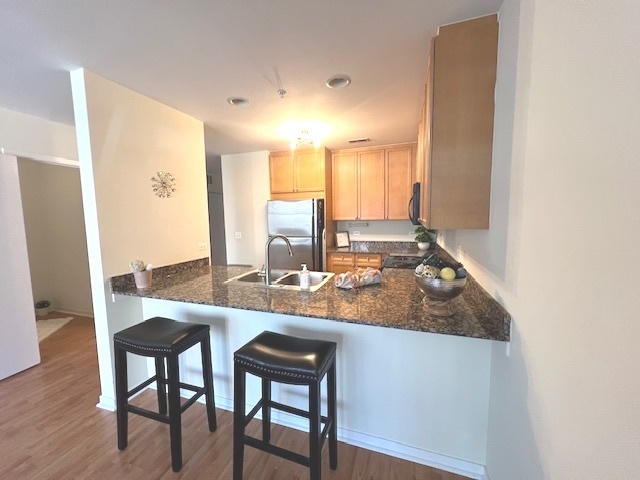 125 N Euclid Avenue Unit: 305