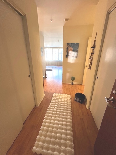 125 N Euclid Avenue Unit: 305