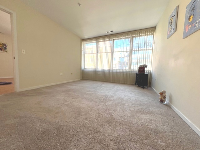 125 N Euclid Avenue Unit: 305
