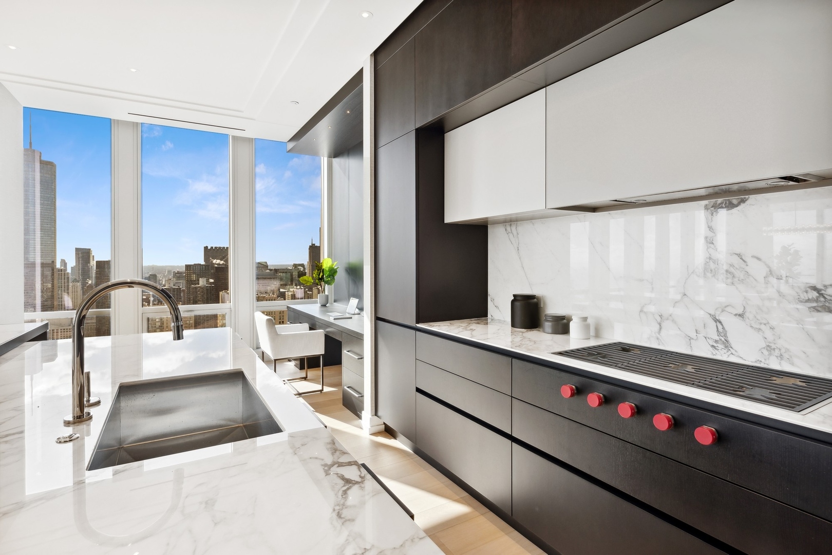 14 W Superior Street Unit: 6101