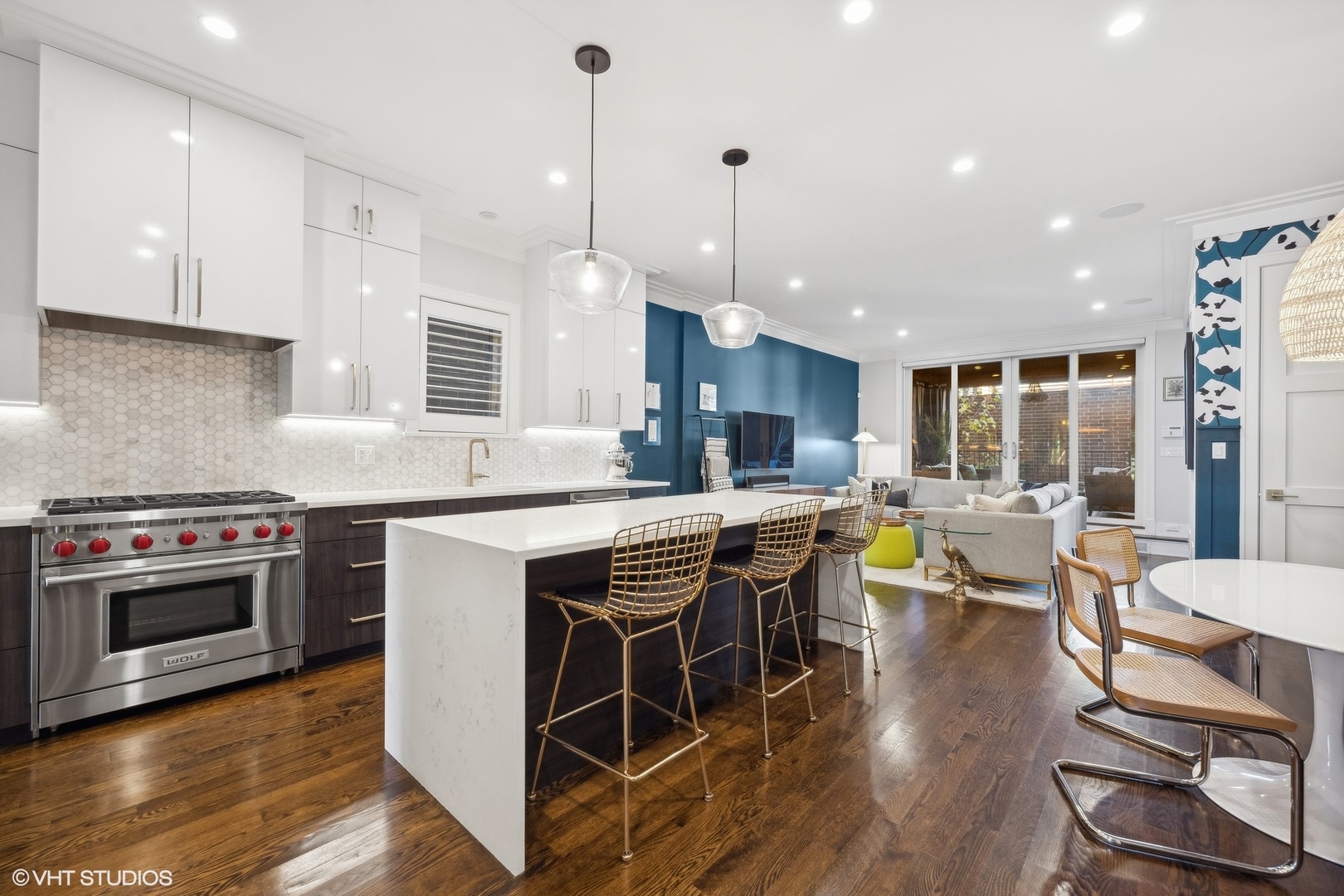 1228 W MELROSE Street Unit: 1