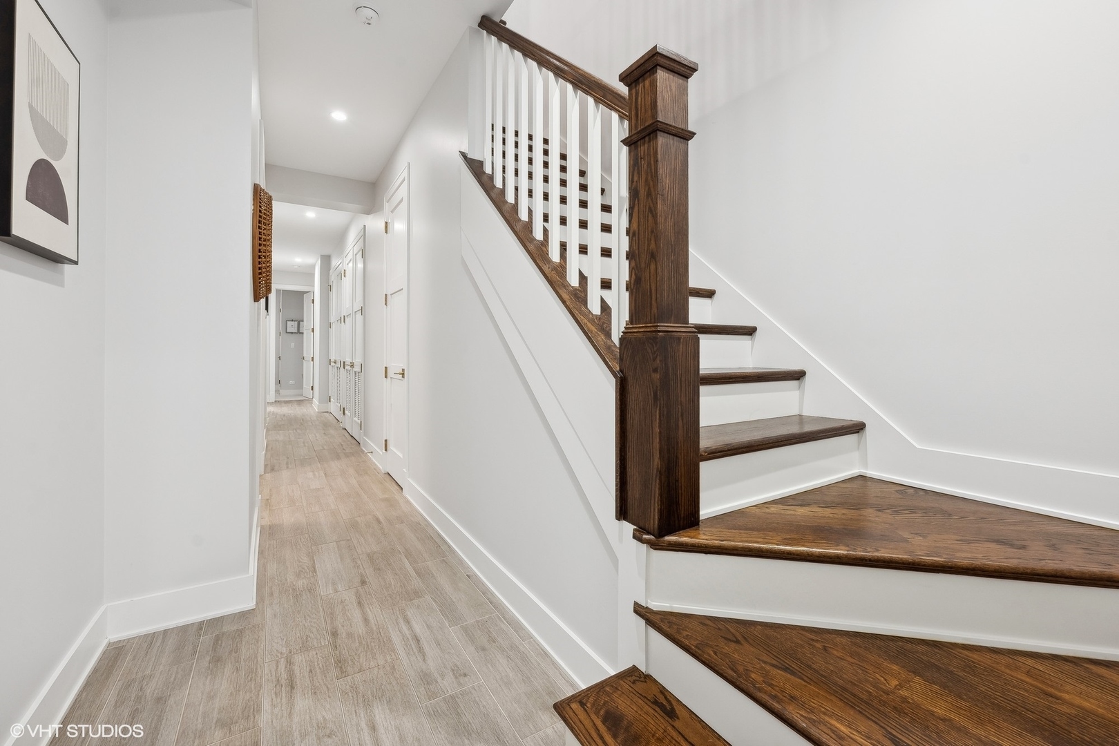 1228 W MELROSE Street Unit: 1