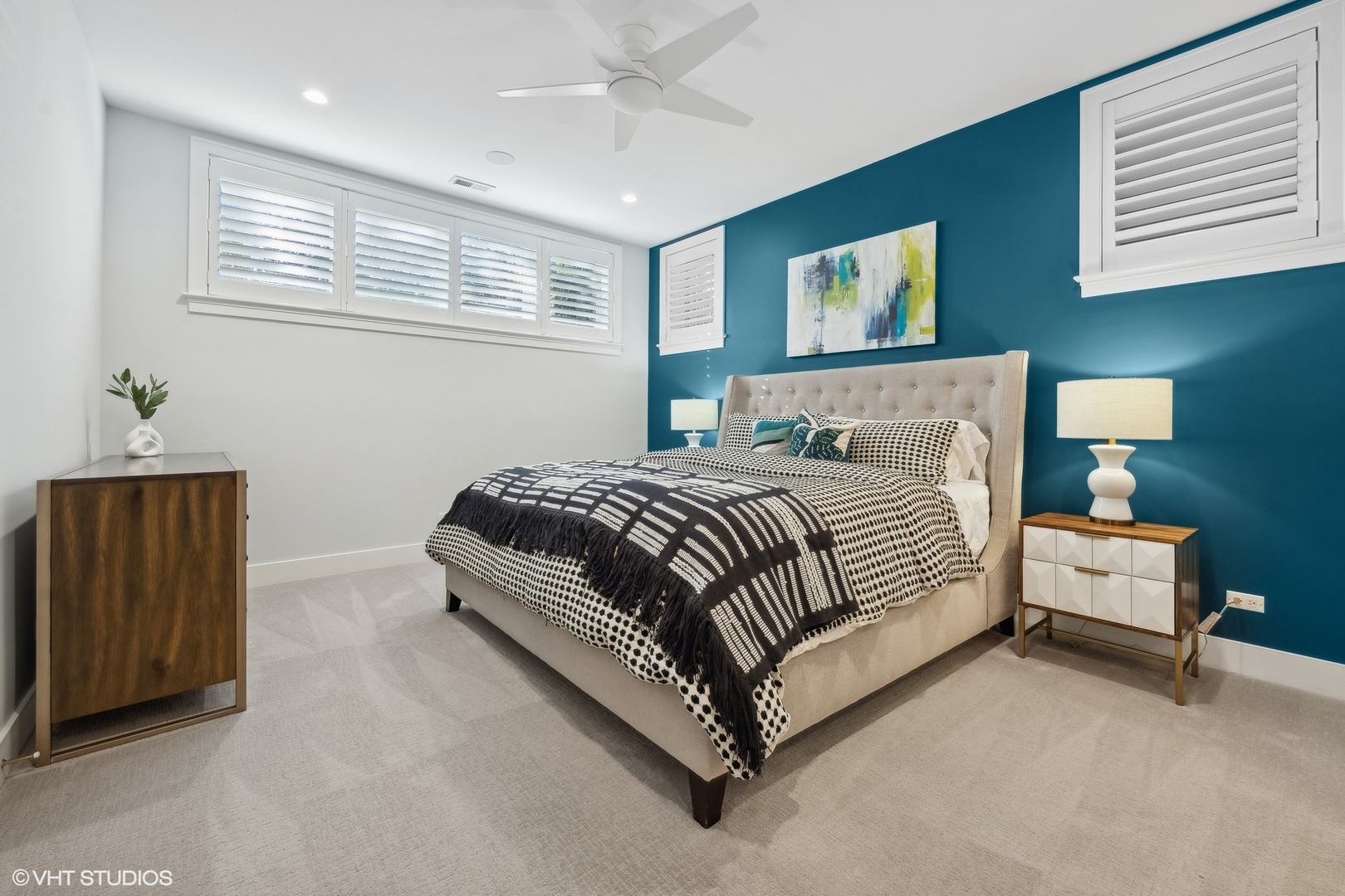 1228 W MELROSE Street Unit: 1