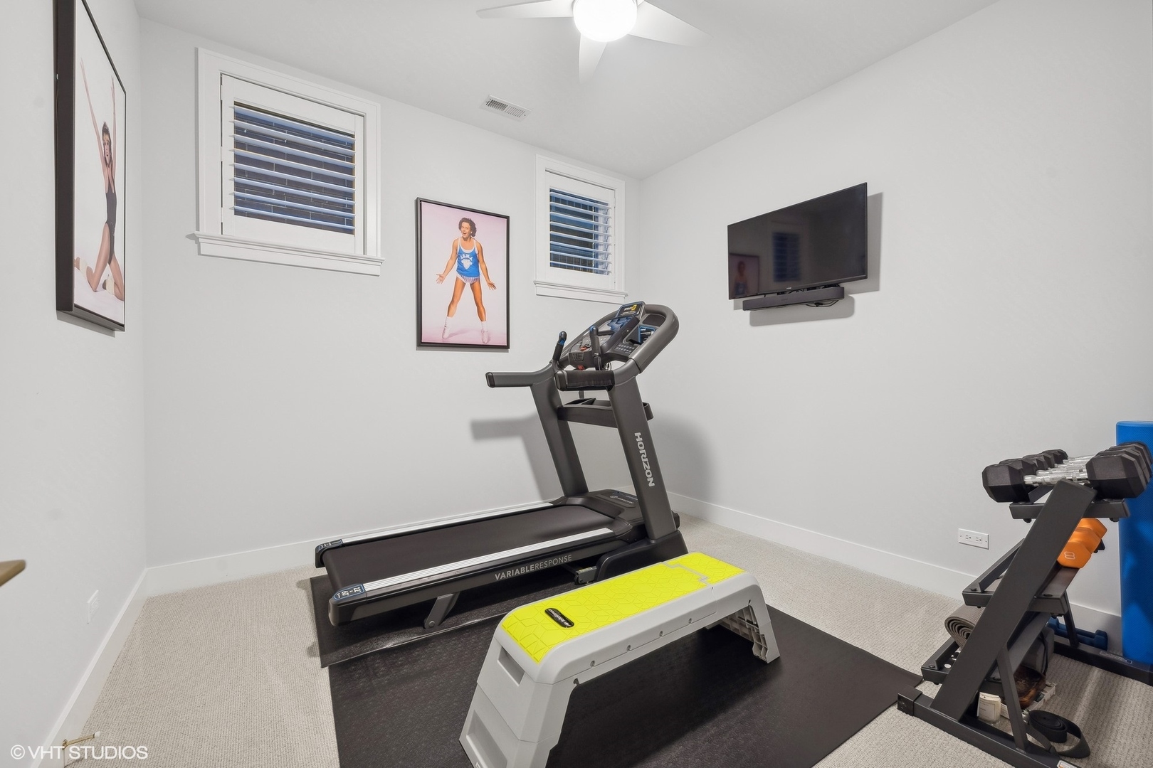 1228 W MELROSE Street Unit: 1