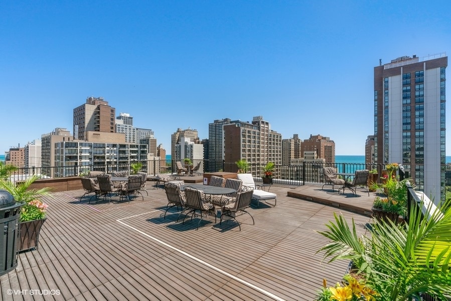 1339 N Dearborn Street Unit: 8A